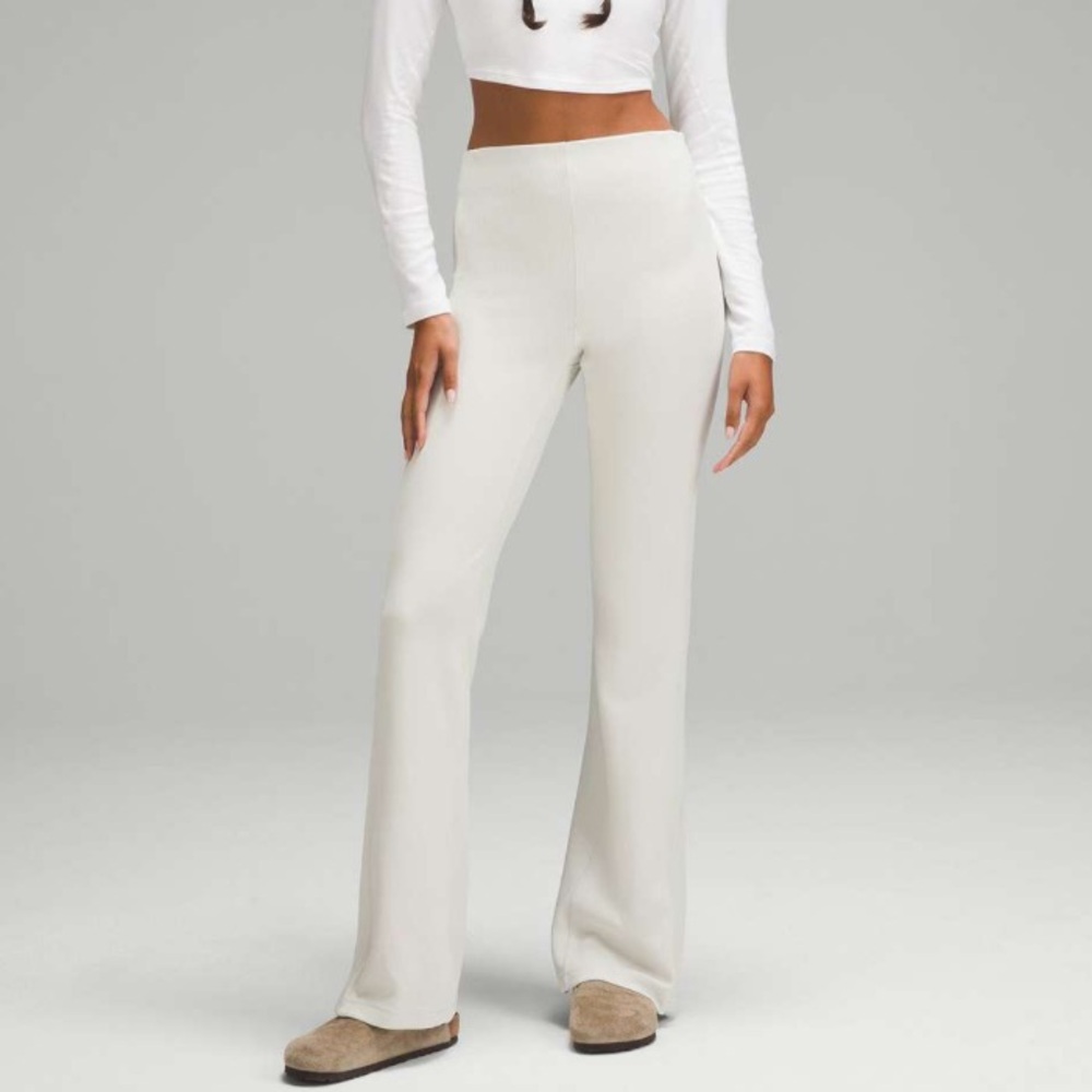 Lululemon Brushed Softstreme Ribbed Zip Flared Pant 32.5” Bone Size 2